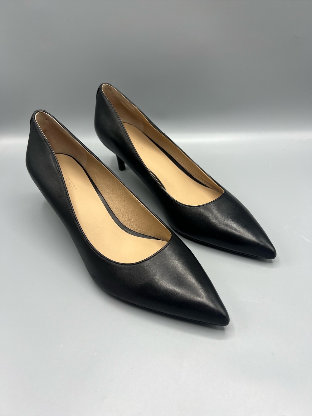 Lauren Ralph Lauren Adrienne Black Leather Pointed Toe Kitten Heel Pumps